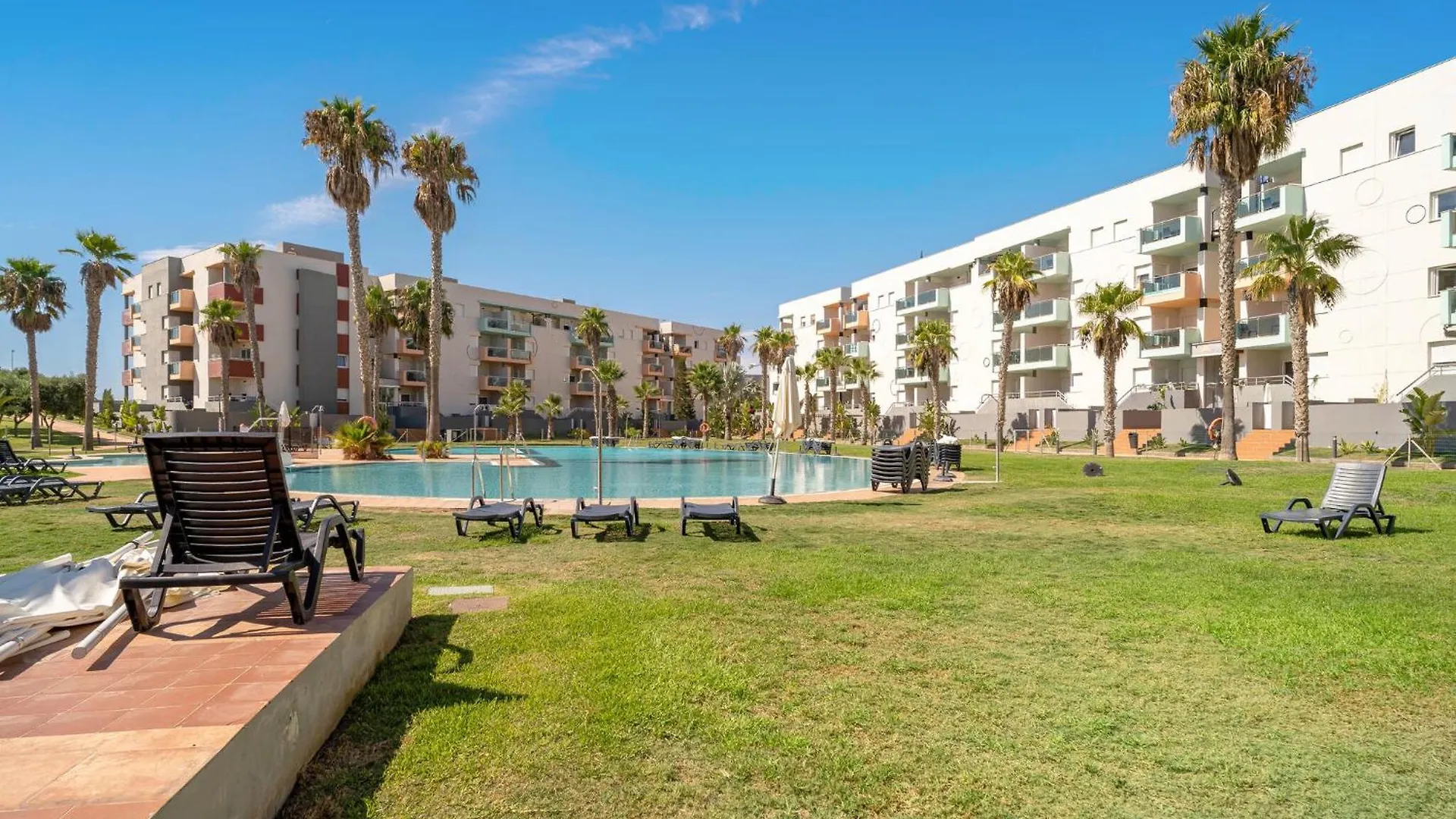 Lovely Apartment In Almerimar With Kitchen
